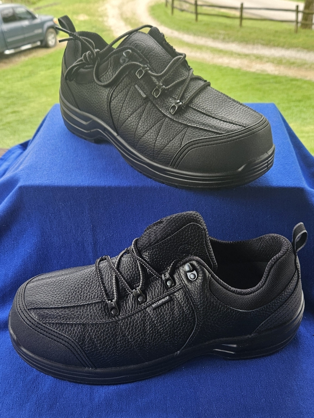 Men's Black Casual Work Sneakers - Waterproof Comfort